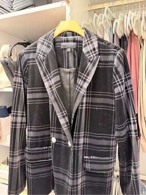 Laundry By Shelli Segal Black and Gray Plaid Blazer